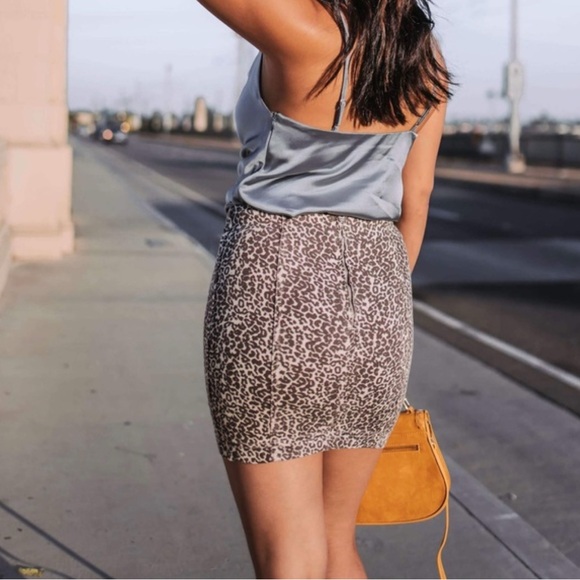 NWT {Free People} Leopard Print Skirt - Picture 2 of 4